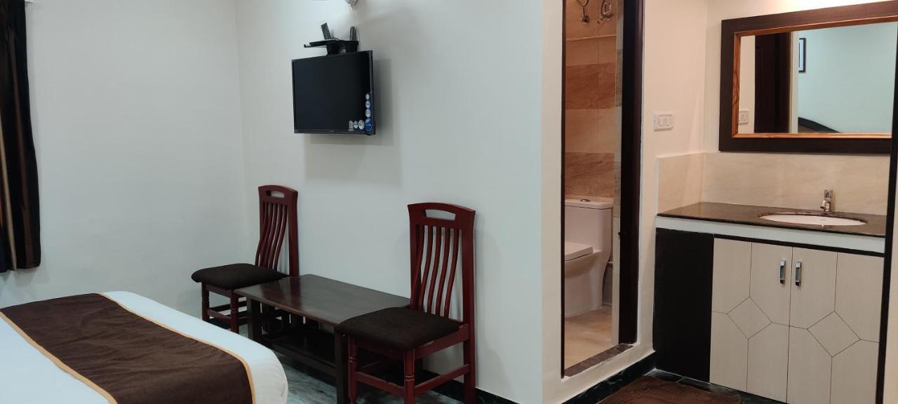 Rmc Travellers Inn 첸나이 외부 사진